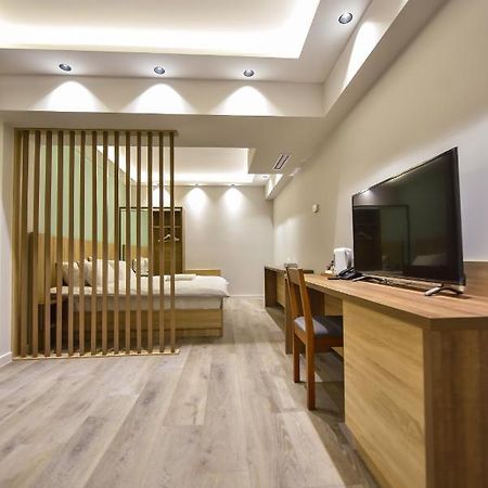Baron Boutique Hotel エレバン エクステリア 写真