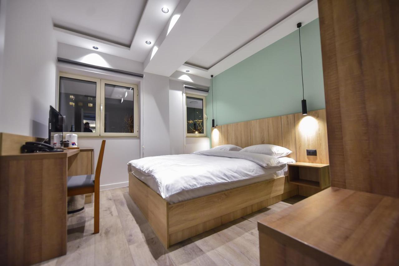 Baron Boutique Hotel エレバン エクステリア 写真